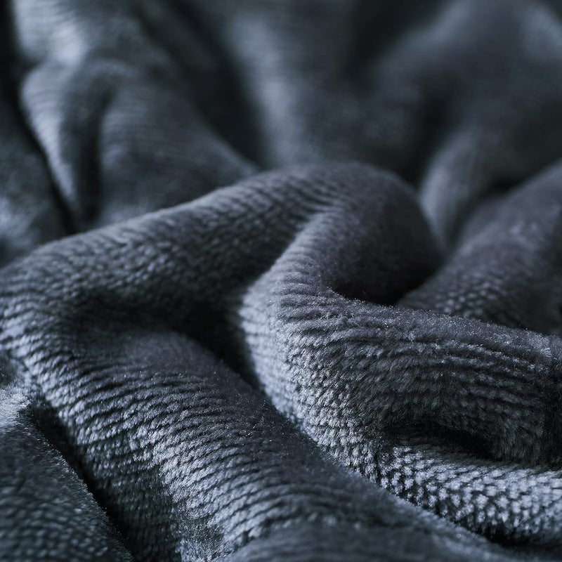 Motrip Weighted Blanket 10 Pounds Flannel, Warm Bed Blanket with Sanded Reversible, 48''x72'' 10lbs Light Grey - Image 4